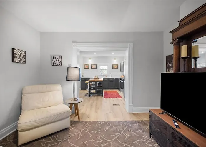 Holiday home Classic 4 Square - Easy Access To Town And Airport Pittsburgh